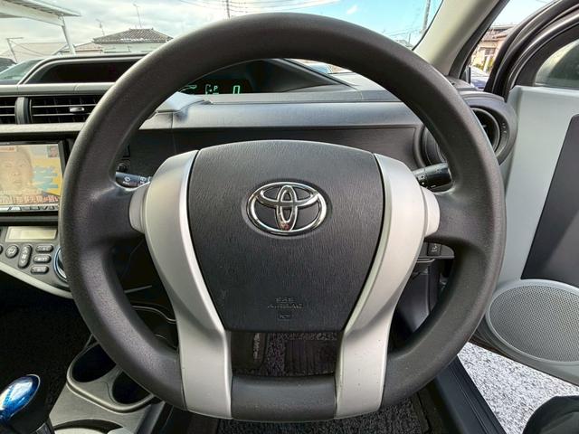 アクア Ｓ　修復歴なし　ワンオーナー　ナビ　フルセグ　Ｂｌｕｅｔｏｏｔｈ　バックカメラ　スマートキー　プッシュスタート　オートエアコン　ドアバイザー　プライバシーガラス　ウインカーミラー　アイドリングストップ（29枚目）