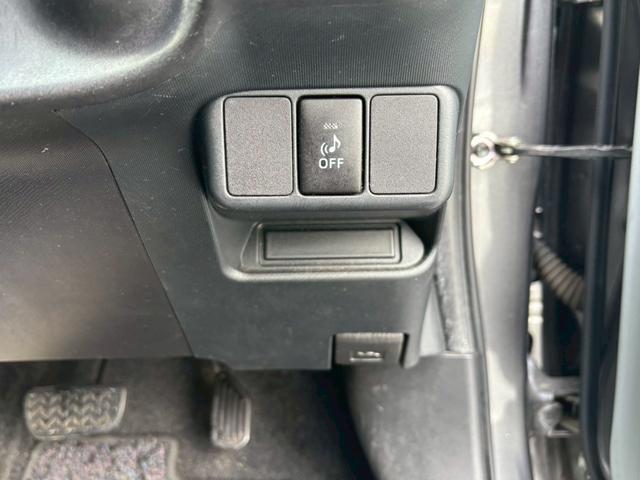 アクア Ｓ　修復歴なし　ワンオーナー　ナビ　フルセグ　Ｂｌｕｅｔｏｏｔｈ　バックカメラ　スマートキー　プッシュスタート　オートエアコン　ドアバイザー　プライバシーガラス　ウインカーミラー　アイドリングストップ（33枚目）