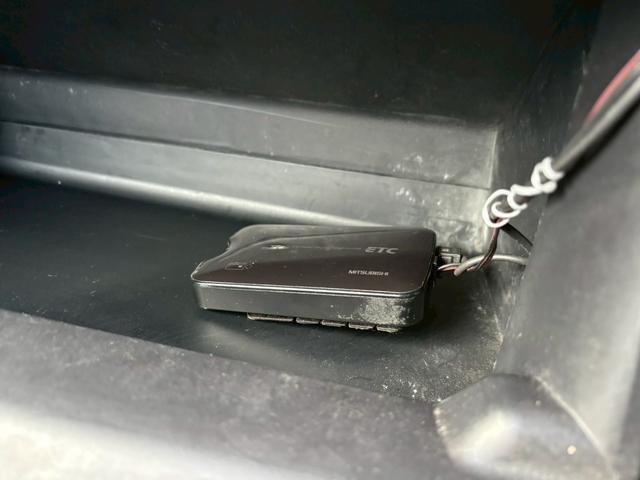 アクア Ｓ　修復歴なし　ワンオーナー　ナビ　フルセグ　Ｂｌｕｅｔｏｏｔｈ　バックカメラ　スマートキー　プッシュスタート　オートエアコン　ドアバイザー　プライバシーガラス　ウインカーミラー　アイドリングストップ（37枚目）