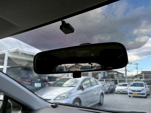 アクア Ｓ　修復歴なし　ワンオーナー　ナビ　フルセグ　Ｂｌｕｅｔｏｏｔｈ　バックカメラ　スマートキー　プッシュスタート　オートエアコン　ドアバイザー　プライバシーガラス　ウインカーミラー　アイドリングストップ（55枚目）