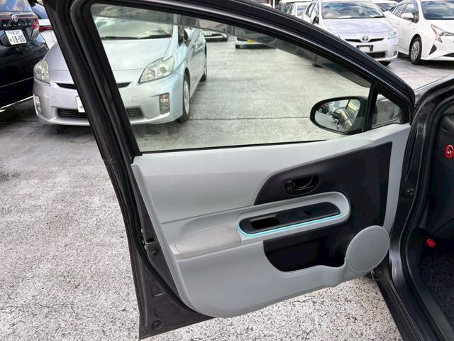 アクア Ｓ　修復歴なし　ワンオーナー　ナビ　フルセグ　Ｂｌｕｅｔｏｏｔｈ　バックカメラ　スマートキー　プッシュスタート　オートエアコン　ドアバイザー　プライバシーガラス　ウインカーミラー　アイドリングストップ（56枚目）