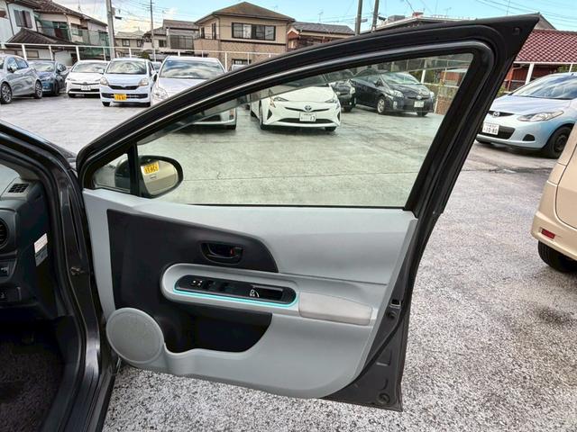 アクア Ｓ　修復歴なし　ワンオーナー　ナビ　フルセグ　Ｂｌｕｅｔｏｏｔｈ　バックカメラ　スマートキー　プッシュスタート　オートエアコン　ドアバイザー　プライバシーガラス　ウインカーミラー　アイドリングストップ（57枚目）