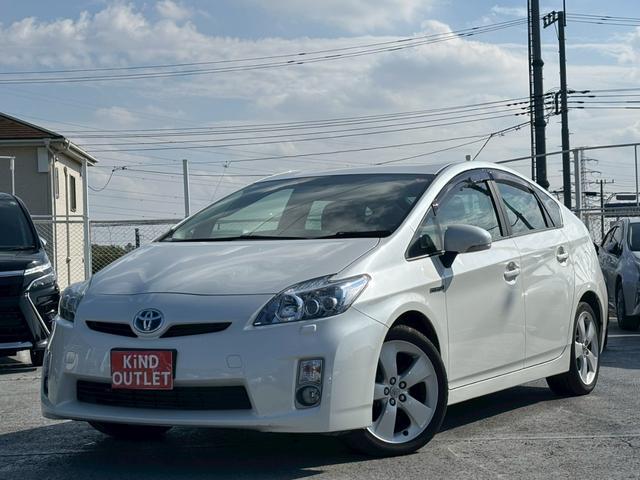 プリウス Ｓツーリングセレクション　修復歴なし　純正ナビ　バックカメラ　ＥＴＣ　ＬＥＤヘッドライト　オートエアコン　スマートキー　プッシュスタート　ウインカーミラー　１７インチアルミ　整備保証付（7枚目）