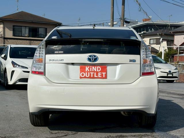 プリウス Ｓツーリングセレクション　修復歴なし　純正ナビ　バックカメラ　ＥＴＣ　ＬＥＤヘッドライト　オートエアコン　スマートキー　プッシュスタート　ウインカーミラー　１７インチアルミ　整備保証付（15枚目）