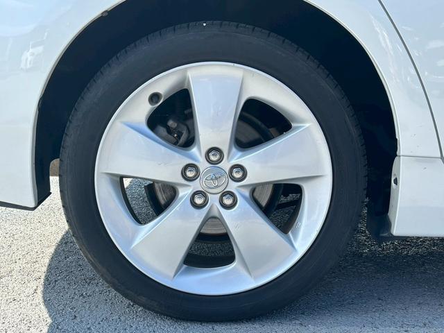 プリウス Ｓツーリングセレクション　修復歴なし　純正ナビ　バックカメラ　ＥＴＣ　ＬＥＤヘッドライト　オートエアコン　スマートキー　プッシュスタート　ウインカーミラー　１７インチアルミ　整備保証付（45枚目）