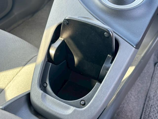 プリウス Ｓツーリングセレクション　修復歴なし　純正ナビ　バックカメラ　ＥＴＣ　ＬＥＤヘッドライト　オートエアコン　スマートキー　プッシュスタート　ウインカーミラー　１７インチアルミ　整備保証付（57枚目）