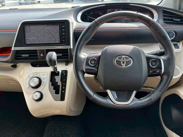 シエンタ ハイブリッドＧ　修復歴なし　純正ナビ　フルセグ　Ｂｌｕｅｔｏｏｔｈ　バックカメラ　両側パワースライドドア　スマートキー　プッシュスタート　ＥＴＣ　ＬＥＤヘッドライト　オートエアコン　プライバシーガラス　整備保証付（16枚目）