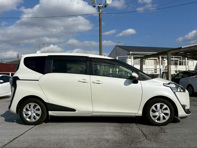 シエンタ Ｘ　修復歴なし　純正ナビ　フルセグ　Ｂｌｕｅｔｏｏｔｈ　フリップダウンモニター　衝突軽減ブレーキ　バックカメラ　レーンアシスト　両側スライド片側パワースライドドア　ＥＴＣ　ＨＩＤヘッドライト　整備保証付（8枚目）