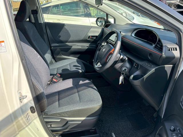 シエンタ Ｘ　修復歴なし　純正ナビ　フルセグ　Ｂｌｕｅｔｏｏｔｈ　フリップダウンモニター　衝突軽減ブレーキ　バックカメラ　レーンアシスト　両側スライド片側パワースライドドア　ＥＴＣ　ＨＩＤヘッドライト　整備保証付（19枚目）