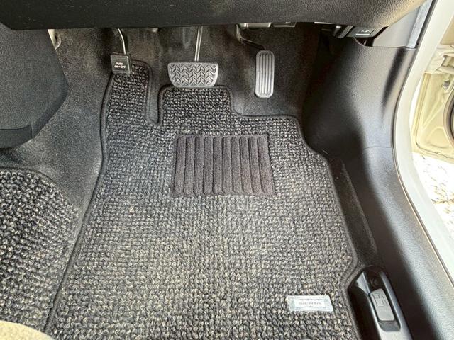 シエンタ Ｘ　修復歴なし　純正ナビ　フルセグ　Ｂｌｕｅｔｏｏｔｈ　フリップダウンモニター　衝突軽減ブレーキ　バックカメラ　レーンアシスト　両側スライド片側パワースライドドア　ＥＴＣ　ＨＩＤヘッドライト　整備保証付（65枚目）