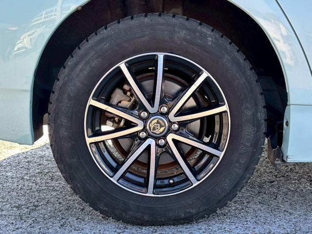 プリウス Ｓ　修復歴なし　純正ナビ　フルセグ　Ｂｌｕｅｔｏｏｔｈ　バックカメラ　ＥＴＣ　スマートキー　プッシュスタート　オートエアコン　ドアバイザー　プライバシーガラス　ウインカーミラー　アイドリングストップ（12枚目）