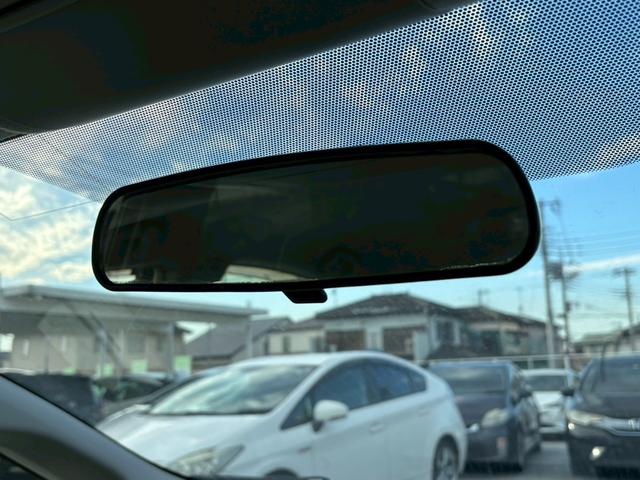 プリウス Ｓ　ＬＥＤエディション　修復歴なし　純正ナビ　フルセグ　バックカメラ　スマートキー　プッシュスタート　ＥＴＣ　ＬＥＤヘッドライト　オートエアコン　ドアバイザー　プライバシーガラス　ウインカーミラー　整備保証付（53枚目）