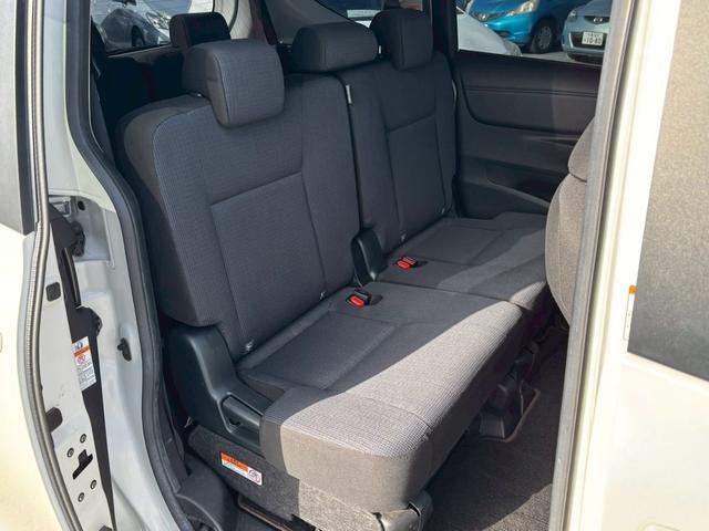 シエンタ ハイブリッドＧ　修復歴なし　純正ナビ　Ｂｌｕｅｔｏｏｔｈ　衝突軽減ブレーキ　バックカメラ　両側パワースライドドア　レーンアシスト　スマートキー　プッシュスタート　ＥＴＣ　ＨＩＤヘッドライト　オートエアコン　整備保証付（58枚目）