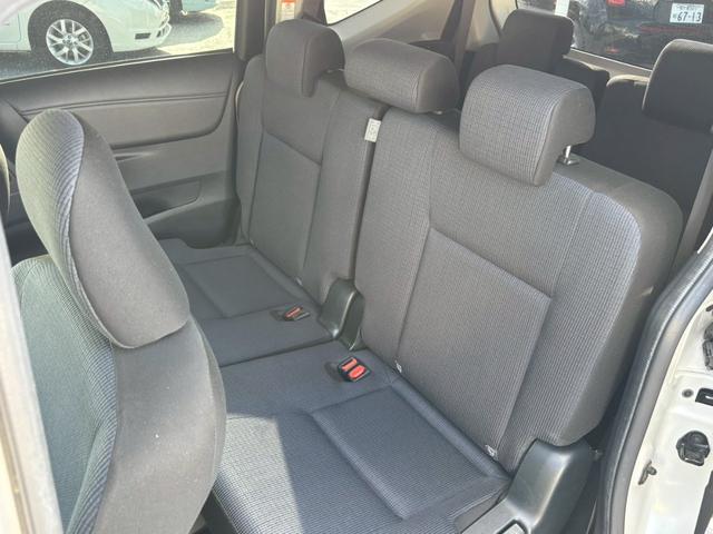 シエンタ ハイブリッドＧ　修復歴なし　純正ナビ　Ｂｌｕｅｔｏｏｔｈ　衝突軽減ブレーキ　バックカメラ　両側パワースライドドア　レーンアシスト　スマートキー　プッシュスタート　ＥＴＣ　ＨＩＤヘッドライト　オートエアコン　整備保証付（59枚目）