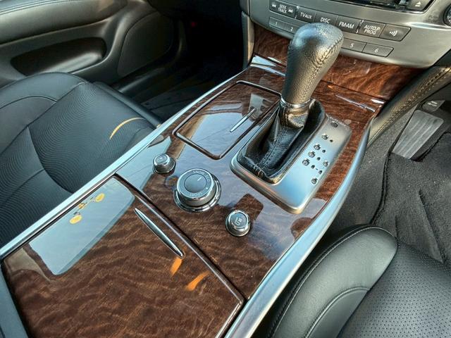 千葉県千葉市の中古車販売店「カインドアウトレット千葉　コンパクトハイブリッド専門店」■地域最大級の展示場に常時７０台以上のコンパクトカー、ハイブリッドカーを展示■毎週火曜日定休■営業時間１０〜１９時