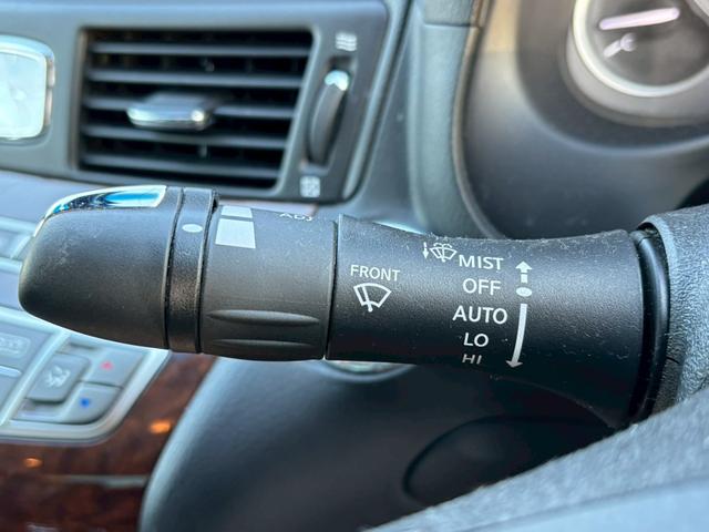 ＫｉＮＤはニーズに合わせたオーダーメイドな買い方ができる■ドラレコやバックカメラなどのオプション装備から業界高水準の充実の有償保証をご用意■組み合わせ方は約２，０００通り！！■