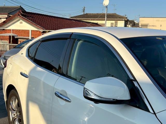 千葉県千葉市の中古車販売店「カインドアウトレット千葉　コンパクトハイブリッド専門店」■地域最大級の展示場に常時７０台以上のコンパクトカー、ハイブリッドカーを展示■毎週火曜日定休■営業時間１０〜１９時