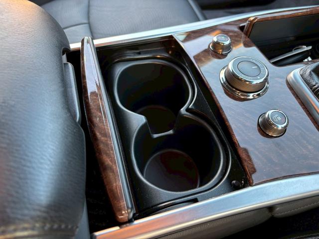 千葉県千葉市でハイブリッドカーを買うなら「安い」「あんしん」「高品質」の３拍子揃ったカインドアウトレット千葉　コンパクトハイブリッド専門店で決まり♪■自社整備工場完備■第三者機関鑑定書付き（一部を除く