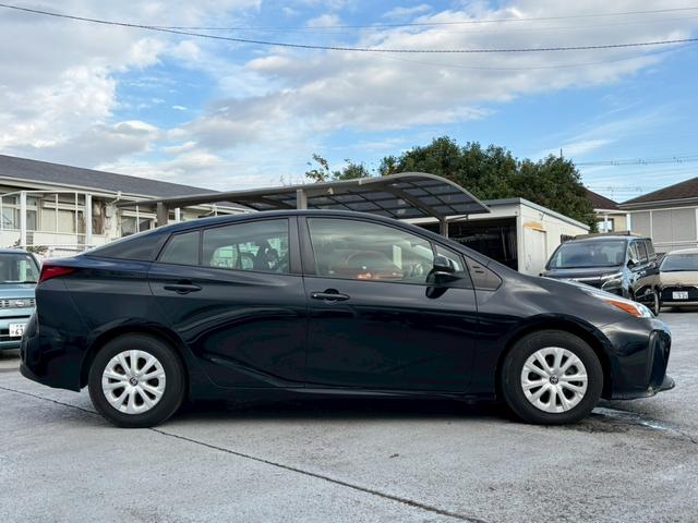 プリウス S 修復歴なし 後期 ナビ Bluetooth 衝突軽減ブレーキ バックカメラ レーダークルーズコントロール ETC LEDヘッドライト スマートキー プッシュスタート オートハイビーム オートエアコン(8枚目)