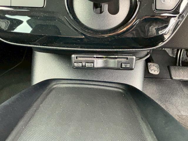 プリウス S 修復歴なし 後期 ナビ Bluetooth 衝突軽減ブレーキ バックカメラ レーダークルーズコントロール ETC LEDヘッドライト スマートキー プッシュスタート オートハイビーム オートエアコン(34枚目)