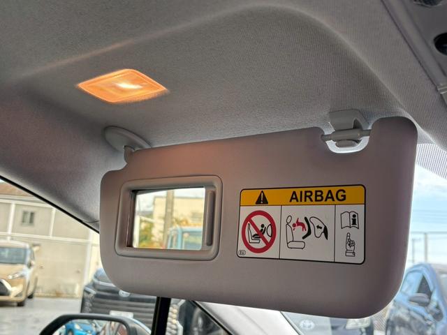 プリウス S 修復歴なし 後期 ナビ Bluetooth 衝突軽減ブレーキ バックカメラ レーダークルーズコントロール ETC LEDヘッドライト スマートキー プッシュスタート オートハイビーム オートエアコン(55枚目)