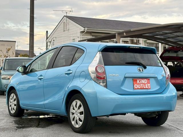 アクア S 修復歴なし ナビ スマートキー プッシュスタート スマートキー プッシュスタート ETC アイドリングストップ オートエアコン プライバシーガラス ウインカーミラー 整備保証付(11枚目)