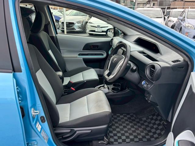 アクア S 修復歴なし ナビ スマートキー プッシュスタート スマートキー プッシュスタート ETC アイドリングストップ オートエアコン プライバシーガラス ウインカーミラー 整備保証付(17枚目)