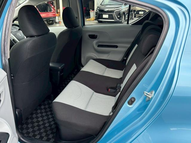 アクア S 修復歴なし ナビ スマートキー プッシュスタート スマートキー プッシュスタート ETC アイドリングストップ オートエアコン プライバシーガラス ウインカーミラー 整備保証付(19枚目)