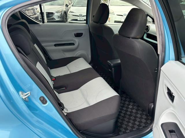 アクア S 修復歴なし ナビ スマートキー プッシュスタート スマートキー プッシュスタート ETC アイドリングストップ オートエアコン プライバシーガラス ウインカーミラー 整備保証付(20枚目)