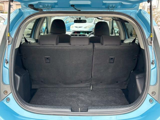 アクア S 修復歴なし ナビ スマートキー プッシュスタート スマートキー プッシュスタート ETC アイドリングストップ オートエアコン プライバシーガラス ウインカーミラー 整備保証付(21枚目)