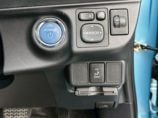 アクア S 修復歴なし ナビ スマートキー プッシュスタート スマートキー プッシュスタート ETC アイドリングストップ オートエアコン プライバシーガラス ウインカーミラー 整備保証付(31枚目)