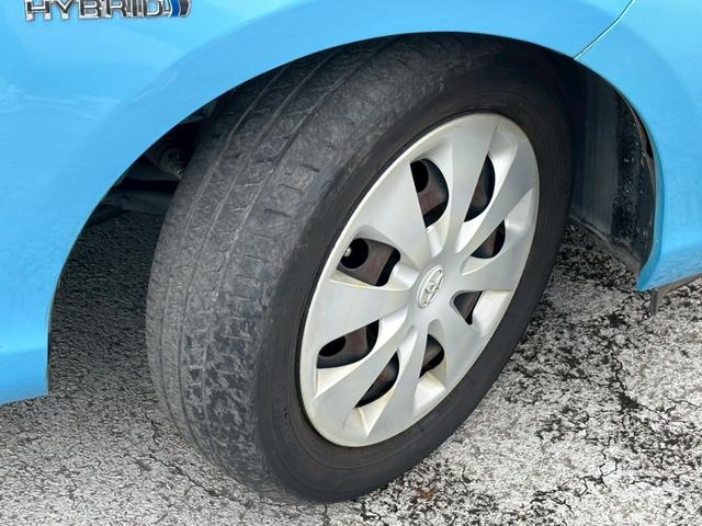 アクア S 修復歴なし ナビ スマートキー プッシュスタート スマートキー プッシュスタート ETC アイドリングストップ オートエアコン プライバシーガラス ウインカーミラー 整備保証付(48枚目)