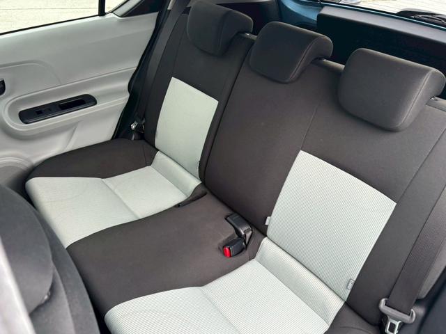 アクア S 修復歴なし ナビ スマートキー プッシュスタート スマートキー プッシュスタート ETC アイドリングストップ オートエアコン プライバシーガラス ウインカーミラー 整備保証付(51枚目)