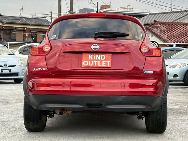 ジューク １５ＲＸ　タイプＶ　修復歴なし　純正ナビ　フルセグ　Ｂｌｕｅｔｏｏｔｈ　スマートキー　プッシュスタート　ＥＴＣ　オートエアコン　ドアバイザー　プライバシーガラス　１７インチアルミ　電動格納ミラー　オートライト　整備保証付（15枚目）