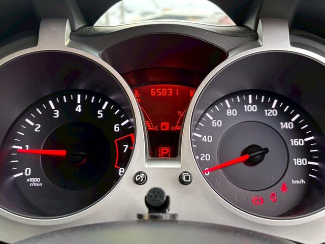 ジューク １５ＲＸ　タイプＶ　修復歴なし　純正ナビ　フルセグ　Ｂｌｕｅｔｏｏｔｈ　スマートキー　プッシュスタート　ＥＴＣ　オートエアコン　ドアバイザー　プライバシーガラス　１７インチアルミ　電動格納ミラー　オートライト　整備保証付（27枚目）