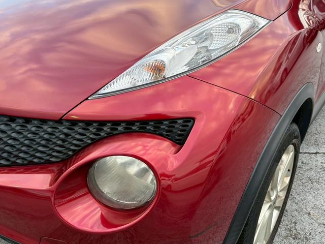 ジューク １５ＲＸ　タイプＶ　修復歴なし　純正ナビ　フルセグ　Ｂｌｕｅｔｏｏｔｈ　スマートキー　プッシュスタート　ＥＴＣ　オートエアコン　ドアバイザー　プライバシーガラス　１７インチアルミ　電動格納ミラー　オートライト　整備保証付（40枚目）