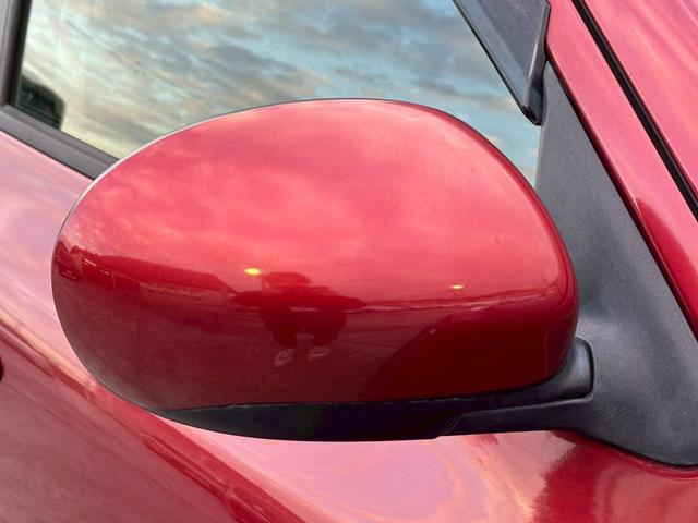 ジューク １５ＲＸ　タイプＶ　修復歴なし　純正ナビ　フルセグ　Ｂｌｕｅｔｏｏｔｈ　スマートキー　プッシュスタート　ＥＴＣ　オートエアコン　ドアバイザー　プライバシーガラス　１７インチアルミ　電動格納ミラー　オートライト　整備保証付（41枚目）