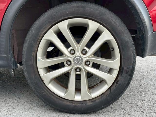 ジューク １５ＲＸ　タイプＶ　修復歴なし　純正ナビ　フルセグ　Ｂｌｕｅｔｏｏｔｈ　スマートキー　プッシュスタート　ＥＴＣ　オートエアコン　ドアバイザー　プライバシーガラス　１７インチアルミ　電動格納ミラー　オートライト　整備保証付（47枚目）