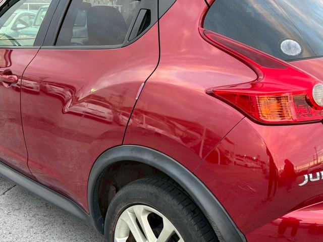 ジューク １５ＲＸ　タイプＶ　修復歴なし　純正ナビ　フルセグ　Ｂｌｕｅｔｏｏｔｈ　スマートキー　プッシュスタート　ＥＴＣ　オートエアコン　ドアバイザー　プライバシーガラス　１７インチアルミ　電動格納ミラー　オートライト　整備保証付（49枚目）