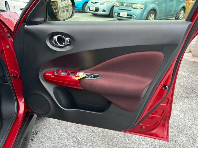 ジューク １５ＲＸ　タイプＶ　修復歴なし　純正ナビ　フルセグ　Ｂｌｕｅｔｏｏｔｈ　スマートキー　プッシュスタート　ＥＴＣ　オートエアコン　ドアバイザー　プライバシーガラス　１７インチアルミ　電動格納ミラー　オートライト　整備保証付（54枚目）