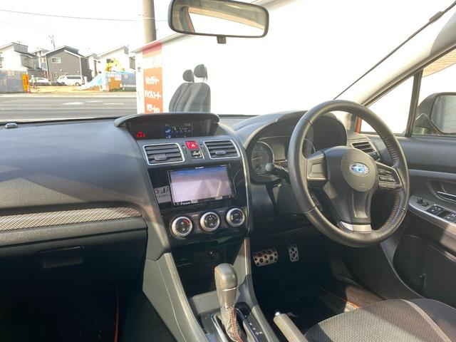 2.0i-L アイサイトポップスター 4WD SDナビ サンルーフ ルーフレール 禁煙車 アダプティブクルーズコントロール パワーシート HIDヘッドライト バックモニター ETC スマートキー 純正17インチアルミホイール 横滑防止装置(6枚目)