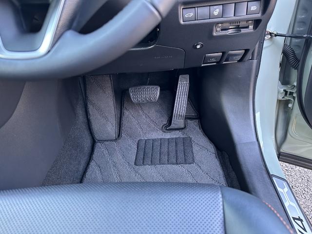 アドベンチャー 衝突軽減ブレーキ オートハイビーム レーンキープ 横滑り防止盗難防止 LEDライト エアーシート バックカメラ フルセグTV クルーズコントロール スマートキー ハンドルヒーター マフラー アルミ(33枚目)