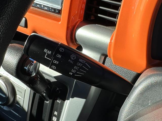 Gターボ レーダーブレーキサポート 禁煙車 SDナビ バックカメラ フルセグ ETC Bluetooth再生 HIDヘッド オートライト シートヒータ― スマートキー DVD再生 CD 盗難防止システム(18枚目)