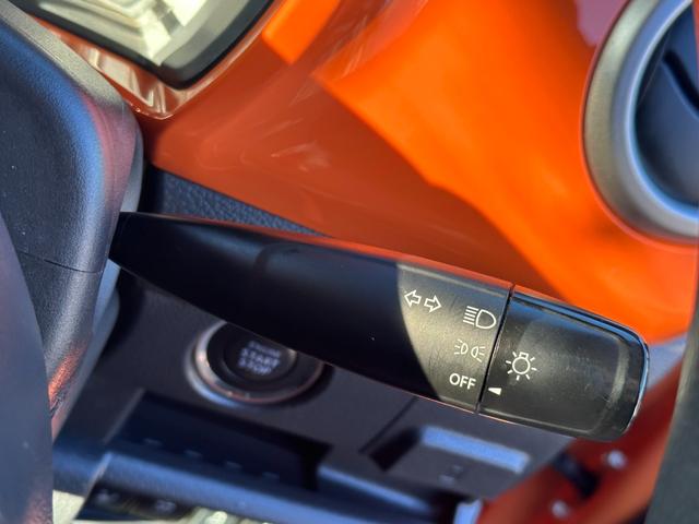 Gターボ レーダーブレーキサポート 禁煙車 SDナビ バックカメラ フルセグ ETC Bluetooth再生 HIDヘッド オートライト シートヒータ― スマートキー DVD再生 CD 盗難防止システム(19枚目)