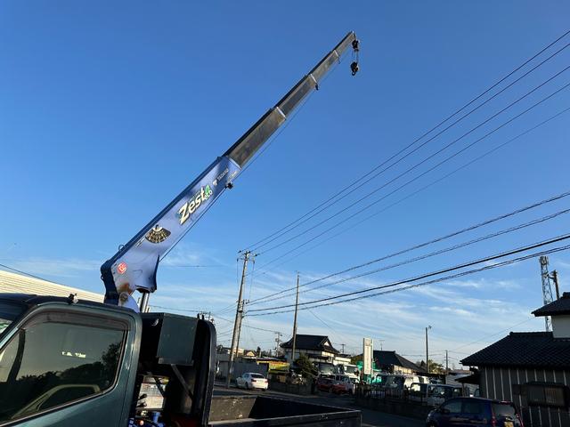 日野 デュトロ