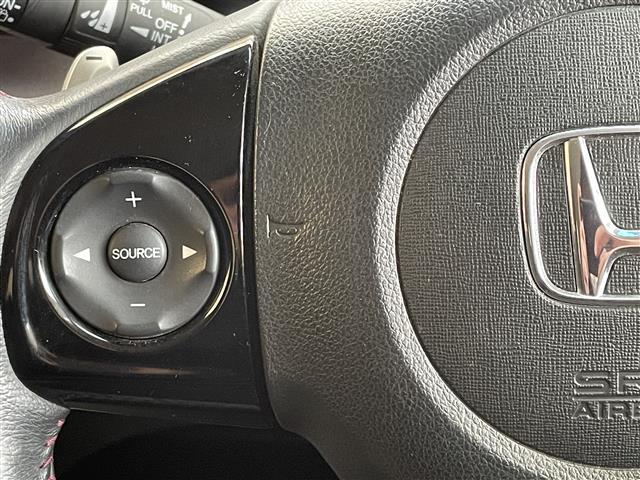 プレミアム ツアラー SSパッケージ 4WD/カロッツェリアナビ/CD/DVD/Bluetooth/ipod/AUX/USB/フルセグ/バックカメラ/ETC/CTBA/ドライブレコーダー/前席シートヒーター/横滑り防止装置(6枚目)