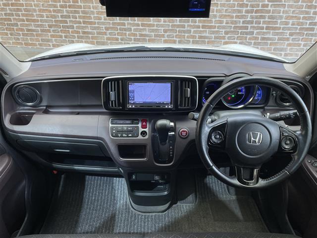 プレミアム ツアラー SSパッケージ 4WD/カロッツェリアナビ/CD/DVD/Bluetooth/ipod/AUX/USB/フルセグ/バックカメラ/ETC/CTBA/ドライブレコーダー/前席シートヒーター/横滑り防止装置(32枚目)