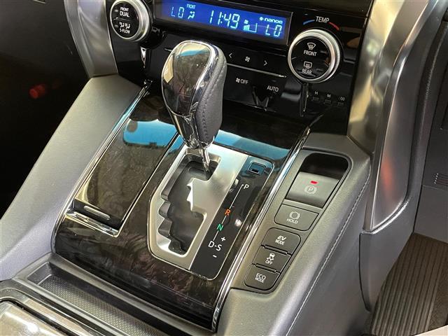 ヴェルファイアハイブリッド ＺＲ　ワンオーナー　４ＷＤ　ＴＥＩＮ車高調　クルーズコントロール　クリアランスソナー　両側パワースライドドア　パワーバックドア　オートブレーキホールド　パワーシート　純正９型ナビ　ＬＥＤヘッドランプ（15枚目）