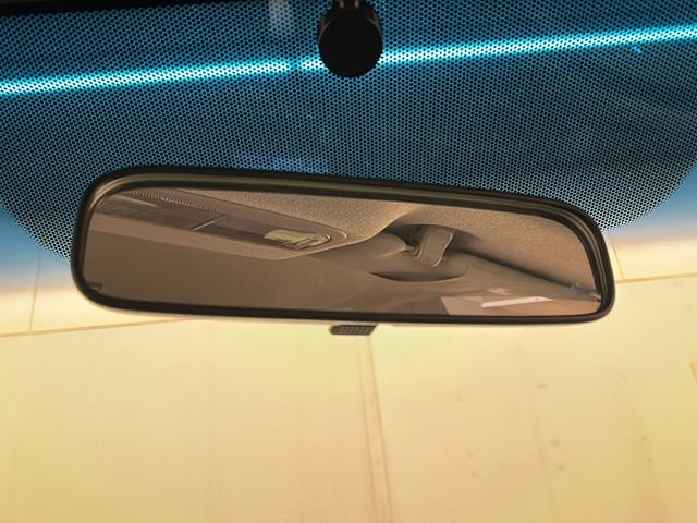 フィット 13G・Fパッケージ コンフォートエディション 4WD シートヒーター 横滑り防止装置 アイドリングストップ ヘッドライトレベライザー 熱線入りフロントウインドウ ヒーテッドドアミラー チップアップリヤシート 純正ナビ バックカメラ ETC(34枚目)