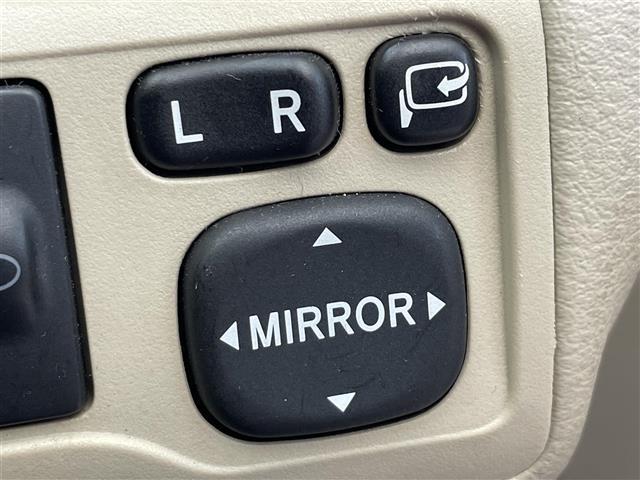 プレミオ １．８Ｘ　Ｌパッケージ　４ＷＤ　寒冷地仕様　オートエアコン　純正ナビ　バックカメラ　ワンセグＴＶ　ＥＴＣ　ヘッドライトレベライザー　オートライト　フォグランプ　オールオートパワーウインドウ（15枚目）